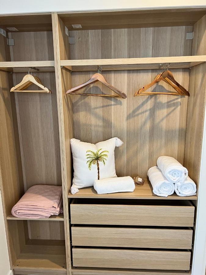 Comfortable Beach Home Скарбъро Екстериор снимка